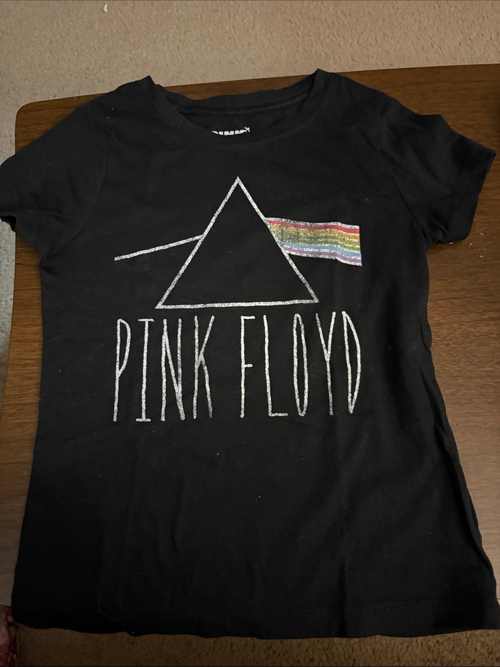 Pink Floyd Black Kids Tee with Rainbow Prism Graphic size small